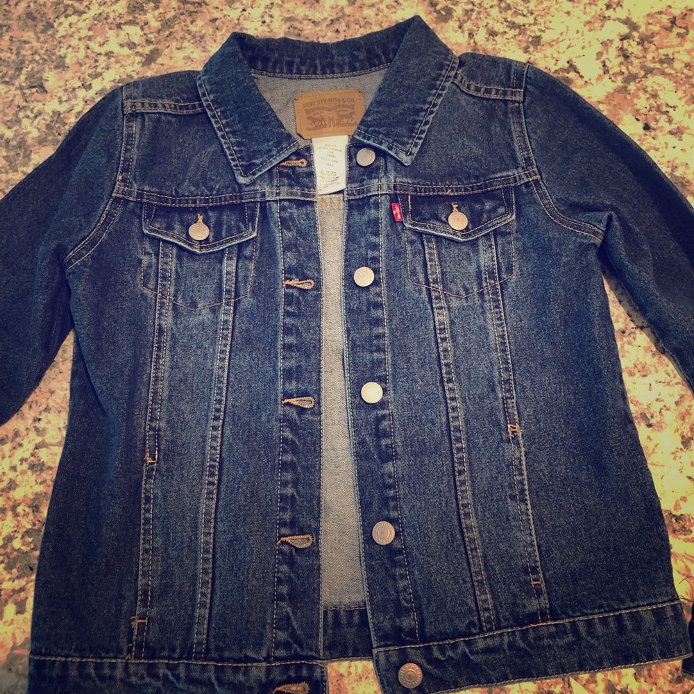 Levi’s denim jacket classic Juniors XL NWT